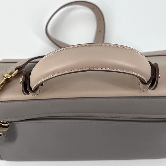 Ferragamo Sofia Handbag Calf Leather - Style 21 D543/19 - Picture 5 of 16